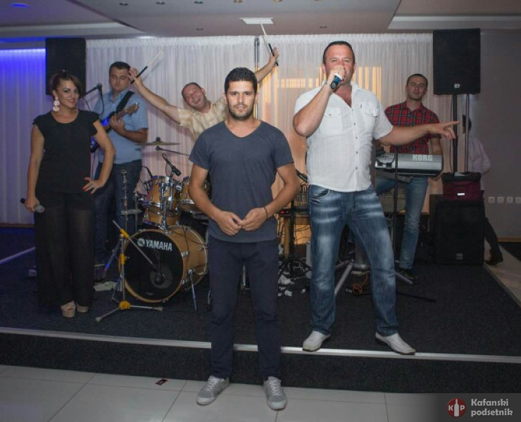 Mira Medan & Bend - poslao/la: Milorad