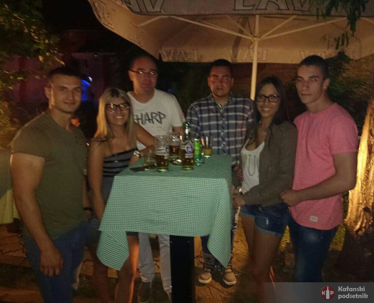 otvaranje letnje bašte u kafanici Zlatni Bokal  - poslao/la: Goran