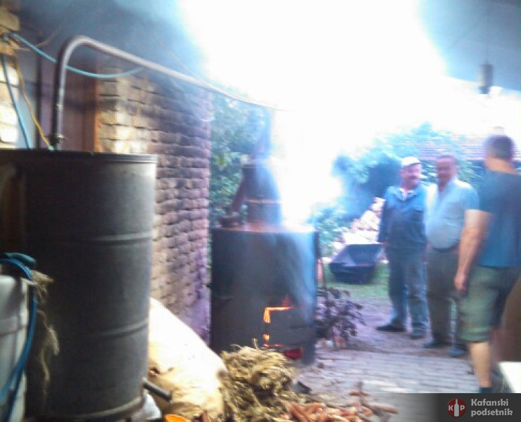 Da bi bili raspolozeni u kafani mi moramo da uradimo pripreme.Titel 2013 - poslao/la: Svetozar