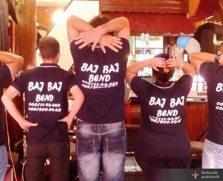 baj baj bend  - poslao/la: Milan